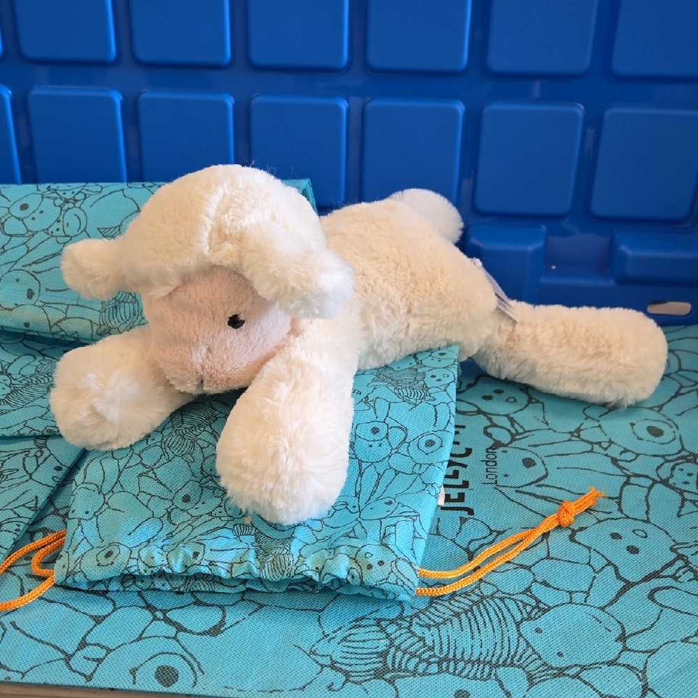 NWT Jellycat Smudge Lamb